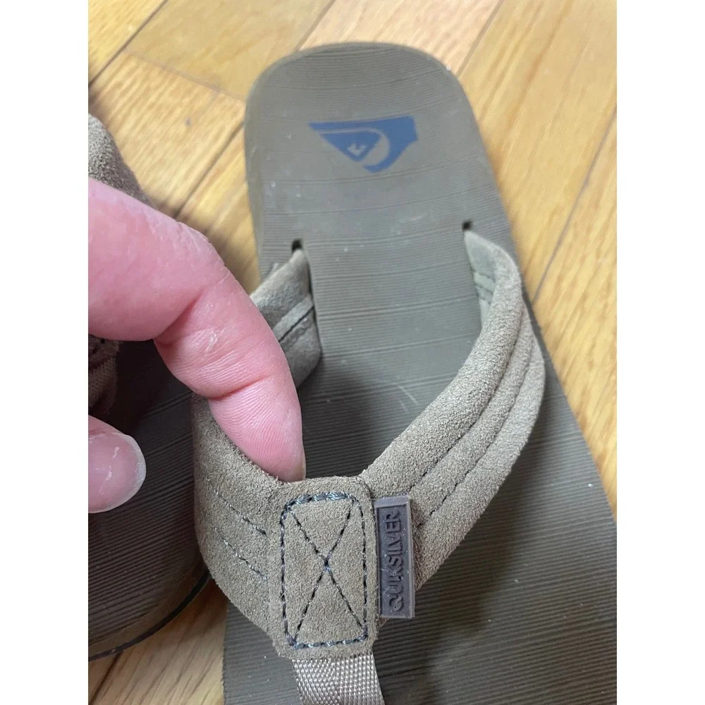 Quiksilver Kids Brown Tan Suede Strap Flip Flop Sandals Beach Thong Shoes